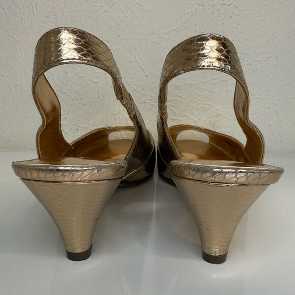 BCBG Paris Gold Textured Snakeskin Slingback Heels 7.5 GUC - Picture 4 of 5
